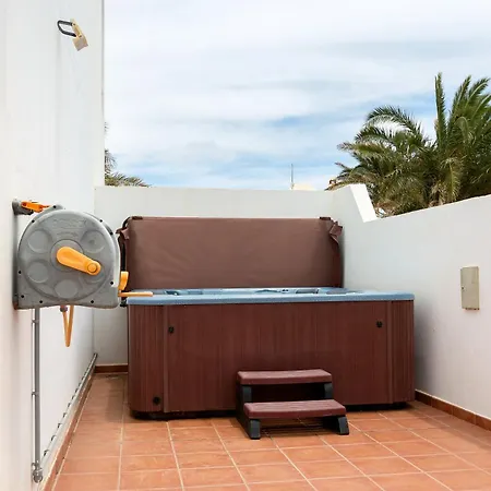 Villa Vela Latina, A To Enjoy!