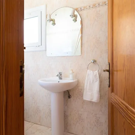 Vela Latina, A To Enjoy! Villa Costa Teguise