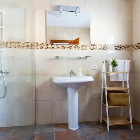 Vela Latina, A To Enjoy! Costa Teguise