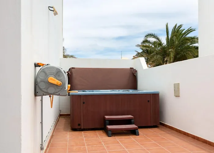 Villa Vela Latina, A To Enjoy!