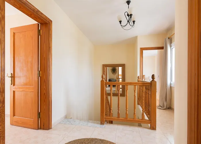 Vela Latina, A To Enjoy! * Costa Teguise