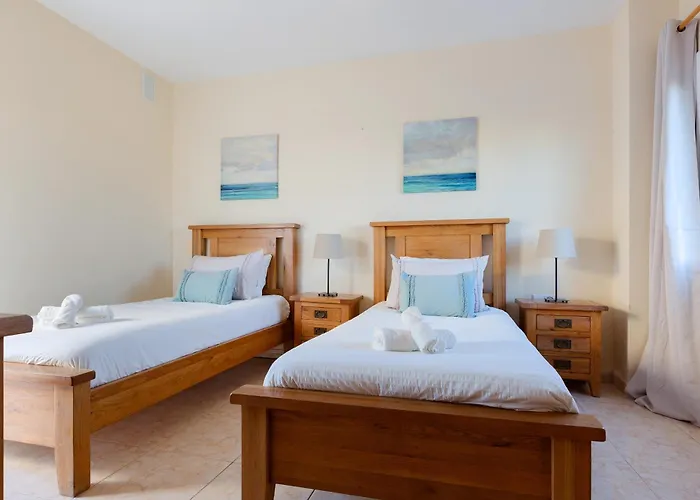 Vela Latina, A To Enjoy! Costa Teguise